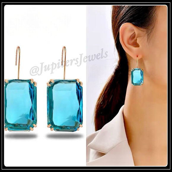 14K GOLD MEGA EMERALD CUT SIMULATED BLUE TOPAZ CUSHION EARRINGS - Picture 5 of 6